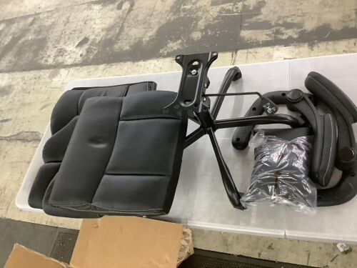 Office Chair - No Hardware - Lot 296