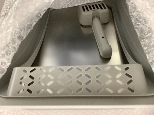 Stainless Steel Litter Box - Lot 686