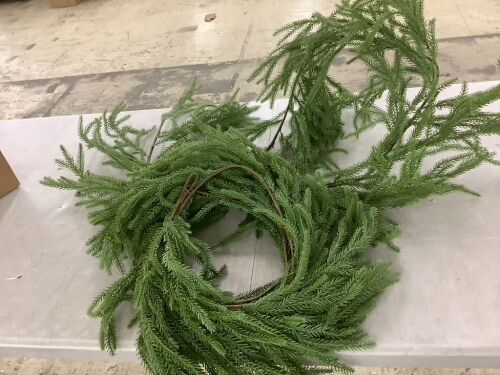 4' Garland - Lot 794