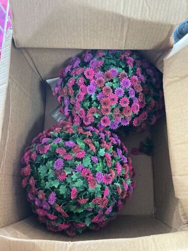 artificial flower balls - Lot 154