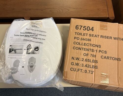 Collections Raised Toilet Seat With Lid - Lot 185