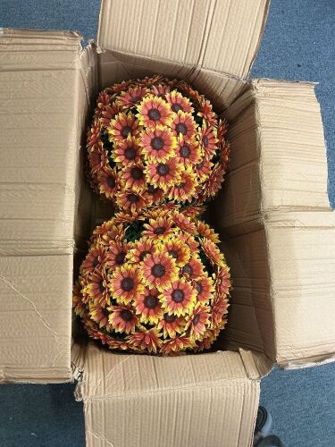 Sunflower Balls, Artificial, Set Of 2 - Lot 189