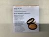 LAURA GELLER NEW YORK Award-Winning Baked Balance-n-Brighten Color Correcting Powder Foundation - Thumbnail 3