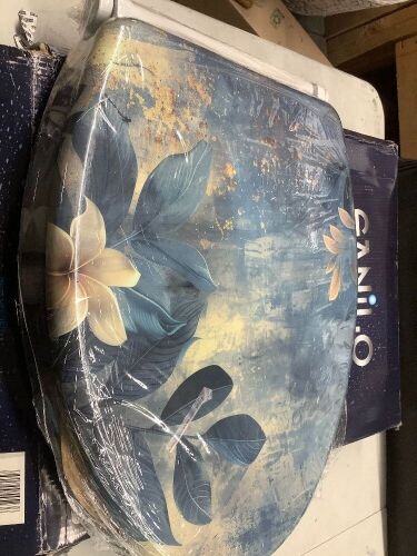 SANILO Wooden Toilet Seat with Soft Close [ELONGATED] - Lot 7819