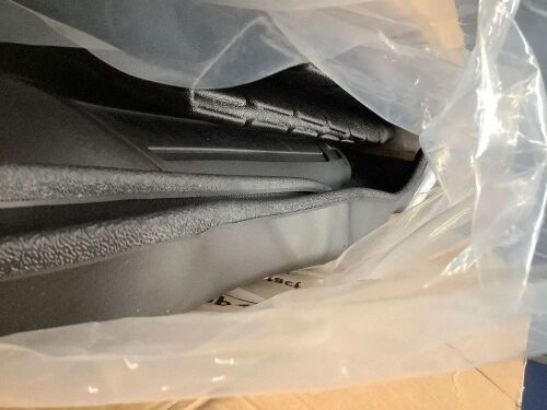Cargo / Floor Mats for Unknown Vehicle - Lot 10145