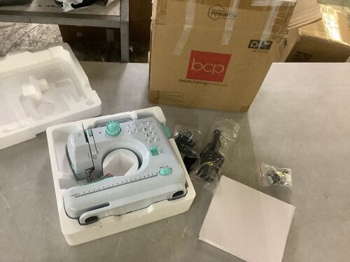 6V Portable Foot Pedal Sewing Machine w/ 12 Stitch Patterns - Lot 326