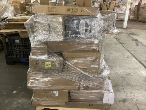 Salvage Pallet. Items Will Be Damaged and Incomplete. - Lot 662
