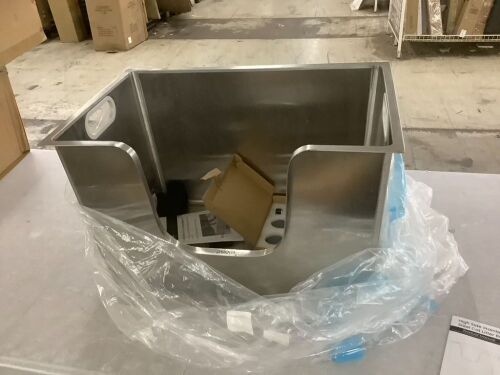 High Side Stainless Steel Cat Litter Box - Lot 468