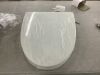 Heated Toilet Seat - Thumbnail 1