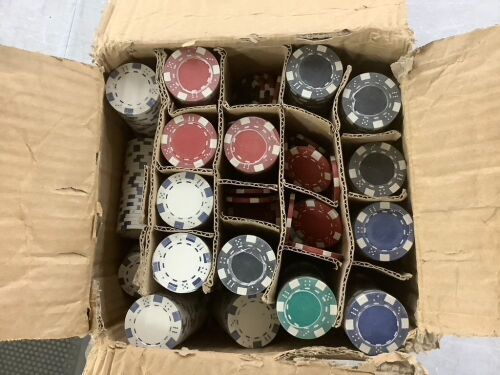 Large Lot of Poker Chips - Lot 369