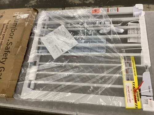 Cumbor Baby Gate - Lot 493