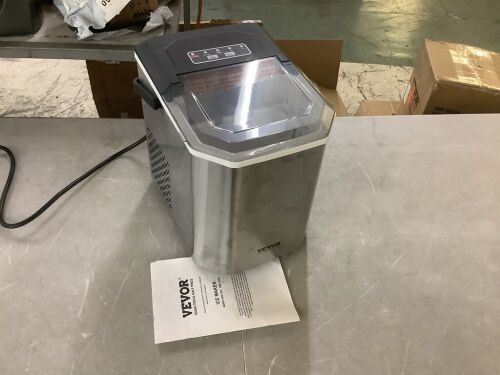 VEVOR Countertop Ice Maker, 9 Cubes Ready in 6 Mins, 26lbs in 24Hrs, Self-Cleaning - Lot 711JF