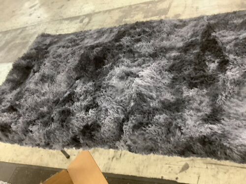 Fluffy Area Rug, 6 x 8