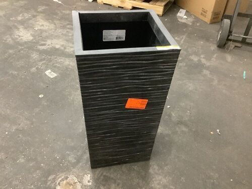 Vigoro Celestine Medium Black Rubber Square Planter with Drainage Holes (13.5 in. L x 13.5 in. W x 26 in. H)