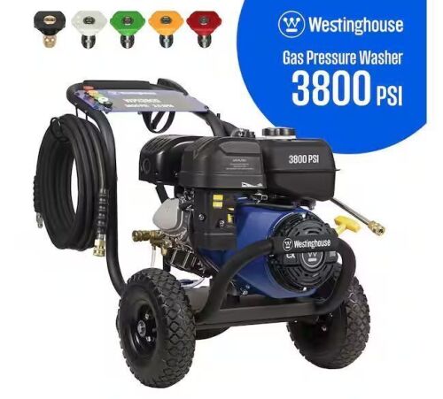 Westinghouse 3800 PSI 3.6 GPM 274cc Gas Powered Triplex Pump Cold Water Pressure Washer with 5-Quick Connect Nozzles - Dented Gas Tank - Lot 17JF