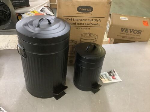 Innovaze 3.2 Gal. and 0.8 Gal. Old Time New York Style Round Black Metal Step-on Trash Can Set - 1 Lid Dented - Lot 703JF