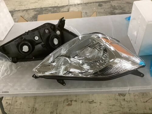 Headlight Pair - Unknown Fit