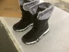 Girls Winter Snow Boots, Size 9 - Thumbnail 2