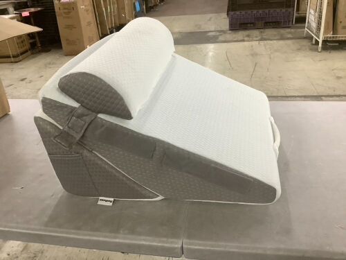 Bed Wedge Pillow Set