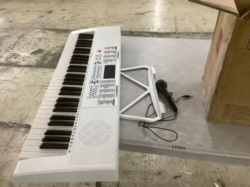 61-Key Beginners Electronic Keyboard Piano Set w/ 3 Modes, Microphone - Lot 895