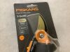 Fiskars PowerGear2 3/4 in. Cut Capacity 8.8 in. Bypass Pruning Shears with SoftGrip Handles - Thumbnail 3