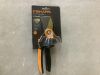 Fiskars PowerGear2 3/4 in. Cut Capacity 8.8 in. Bypass Pruning Shears with SoftGrip Handles - Thumbnail 2