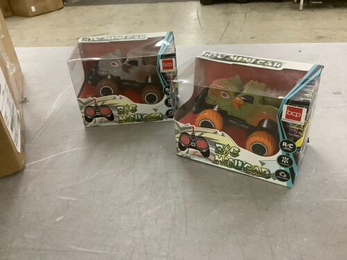 Lot of (12) 1/43 Scale 27MHz Toy Dinosaur RC Car