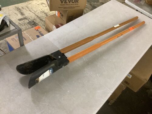 Anvil 47 in. L Wood Handle Steel Post Hole Digger