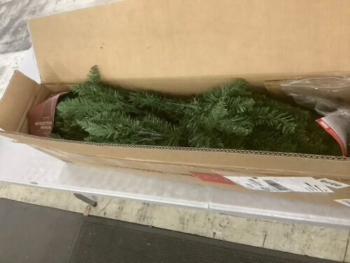 4.5' Hinged Douglas Full Fir Artificial Christmas Tree w/ Metal Stand