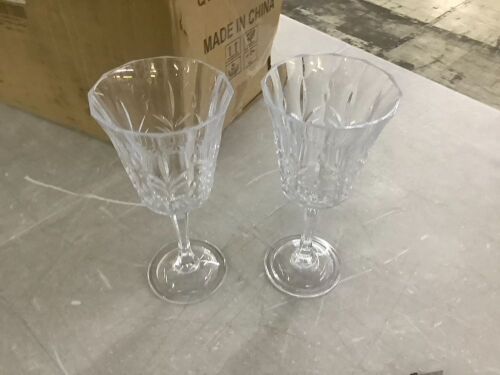 Plastic Wine Glasses, 24pc