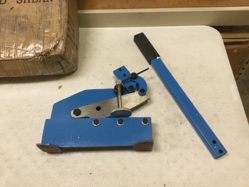 8" Sheet Metal Shear. Bench Mount. Like New E-Commerce Return - Lot 208