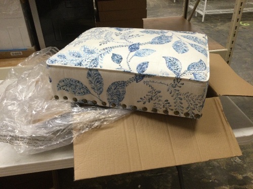 Pier1 Lily Ottomanin Artemis Mallard. NEW - Lot 331