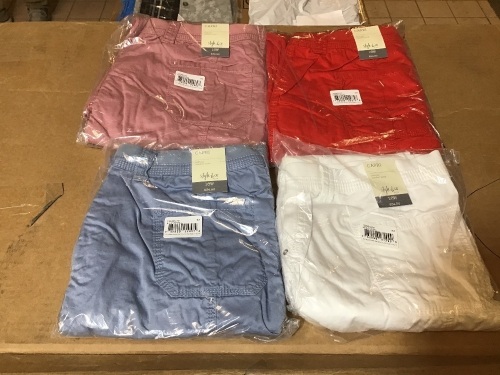 Lot of (4) Pair Womens Capri Pants, Various Colors. Size 16W. See Pics. Appears new  - Lot 540