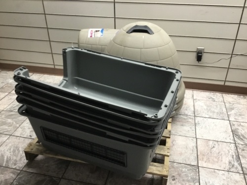 Lot of PetMate Igloo Outdoor Dog/Pet Houses. E-Commerce Condition Unknown.  - Lot 636