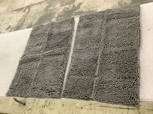 Lot of (2) Bathroom Rugs, 19" x 31"