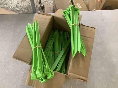 Mr. Chain 12 in. Safety Green Utility Stakes