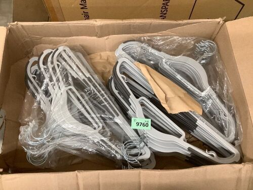 Clothes Hangers/Coat Hangers, 45pcs