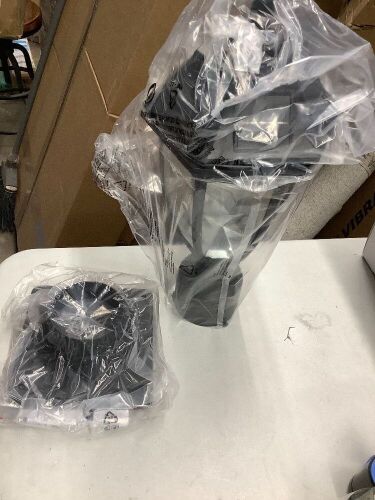 Black Solar Outdoor Post Light, Windsor Bulb