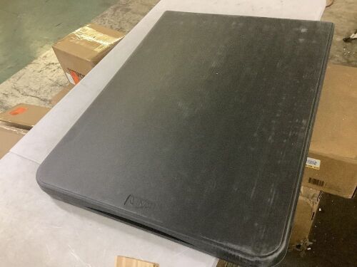 VINGLI 6FT Black Plastic Folding Table