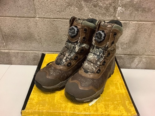 Treadfast Zoned Insulation boots Size 8.5 - Lot 118