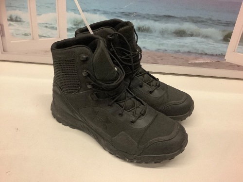 Men's UA Valsetz RTS 1.5 Tactical Boots - Damage on side of right shoe - Lot 248