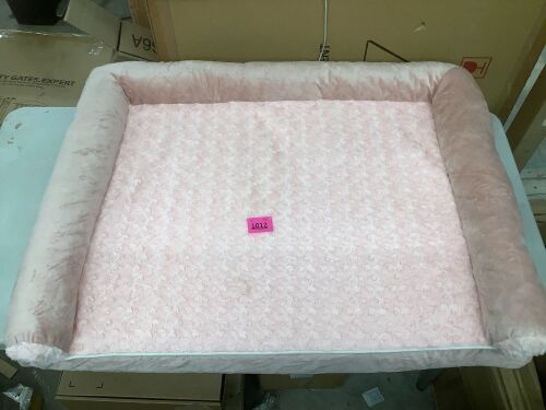Medium Sized Pet Bed, Pink