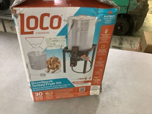 LOCO 30 qt. Sure Spark Turkey Fryer - Damaged Lid
