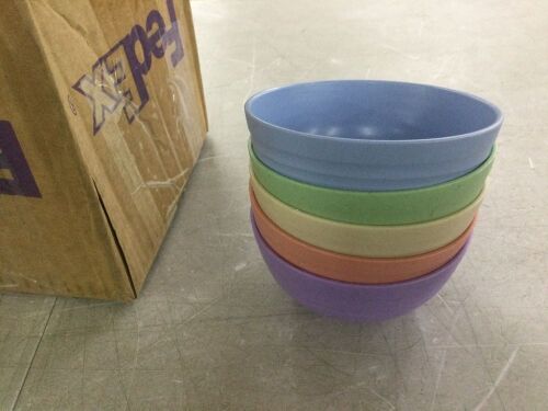 Lot of (5) Plastic Bowls