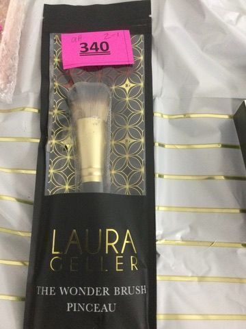 Laura Geller Makeup Brush