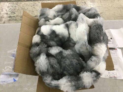 Queen Size Faux Fur Blanket