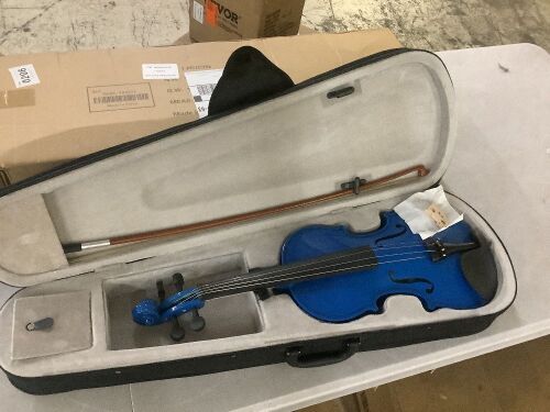 4/4 Violin with Case - Loose Piece Inside Body