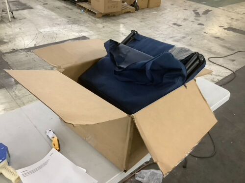 VINGLI Camping Directors Chair with Side Table