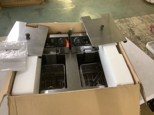 VEVOR Dual Tank 3000W Commercial Electric Deep Fryer with Basket, 2 x 11.6Qt, Oil Filtration, Time & Temp Control