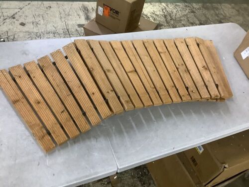 8' Curved Cedar Garden Pathway